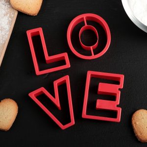 Набор вырубок "LOVE", 4 шт.