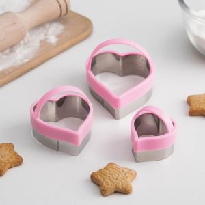 Набор вырубок с ручкой "Сердца", 3 шт.