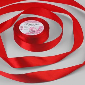 Лента атласная, ширина 2,5 см., длина 23 м., красная №26
