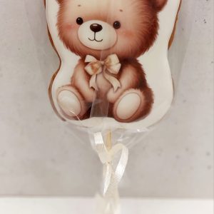 Пряник имбирный " Мишка с бантом", 9,5 см *7,5 см на шпажке.