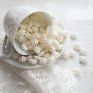 Сахарные фигурки безе рифленые малые белые, 100 гр.