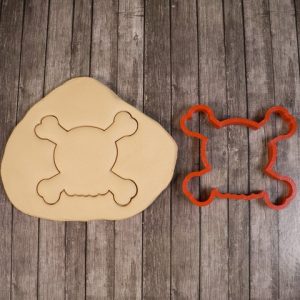 Вырубка "Череп и кости", 11 см.