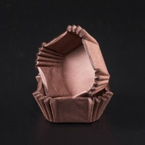 Капсула бумажная для конфет квадратная, коричневая, 43*43*24 мм.