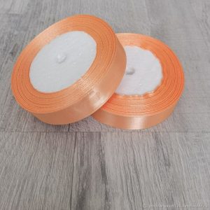 Лента атласная   цвет  персиковый , ширина 12 мм., длина 23 метра. №7